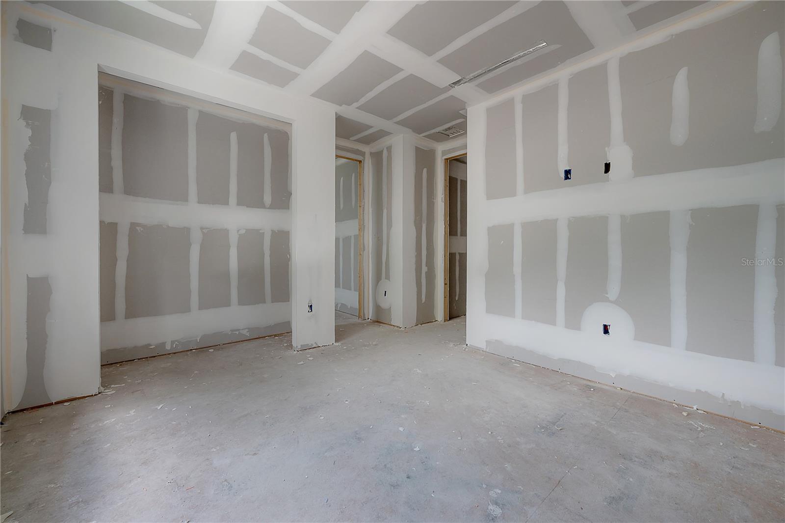 Image 30 of 41 For 2301 Ridgewood Avenue