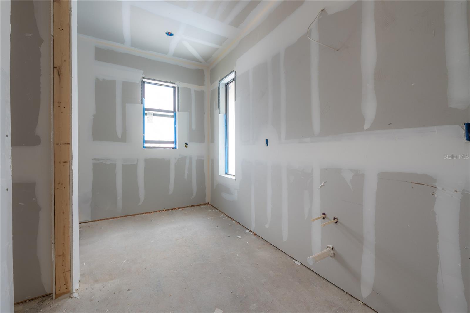 Image 37 of 41 For 2301 Ridgewood Avenue