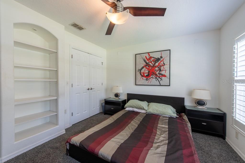 Listing photo id 36 for 5305 Lenoir Court