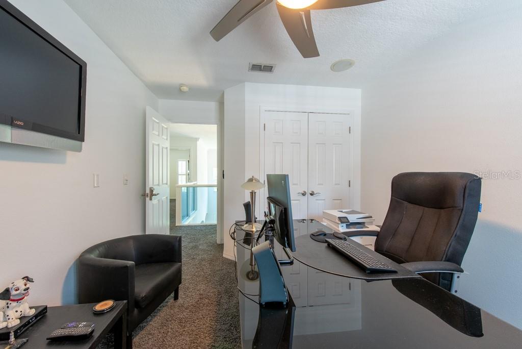 Listing photo id 40 for 5305 Lenoir Court