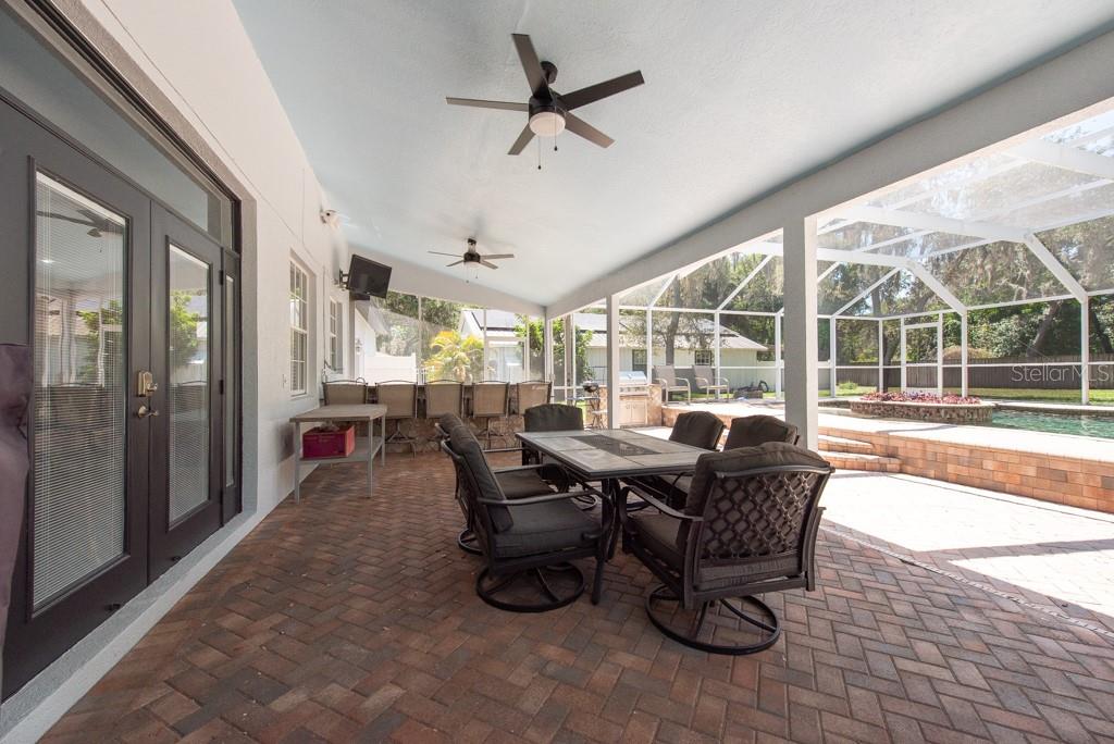 Listing photo id 43 for 5305 Lenoir Court