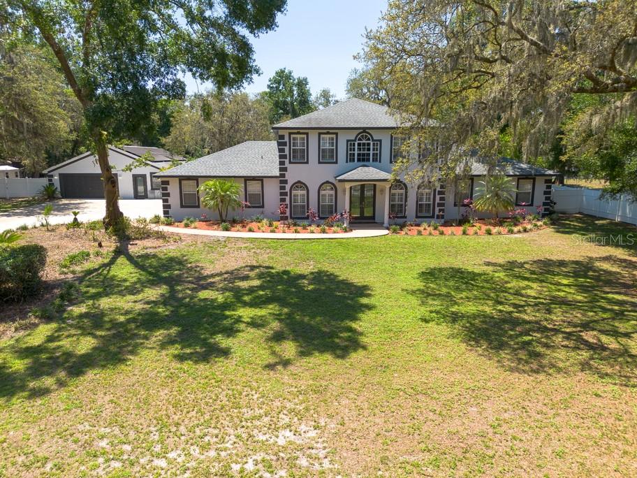 Listing photo id 76 for 5305 Lenoir Court