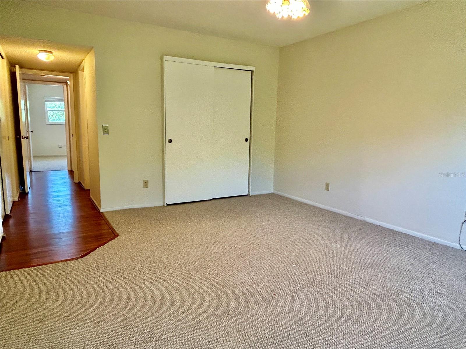 Image 18 of 52 For 2263 Americus Boulevard E 25