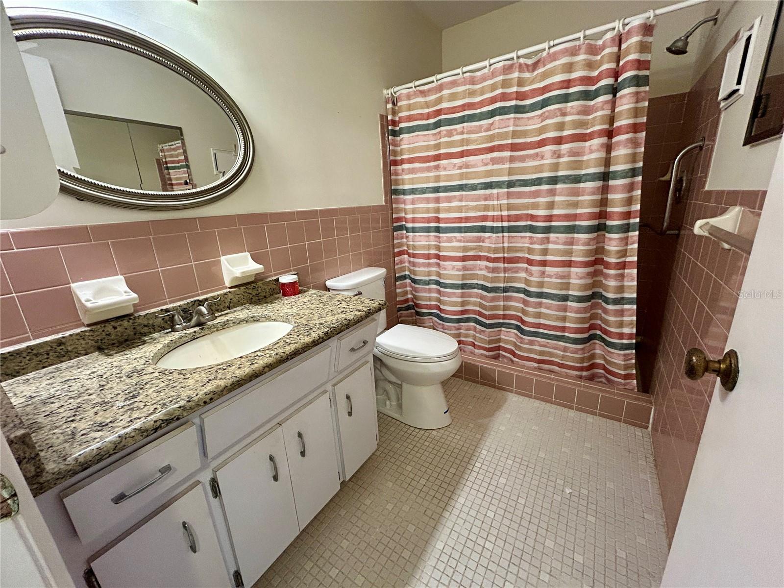 Image 22 of 52 For 2263 Americus Boulevard E 25