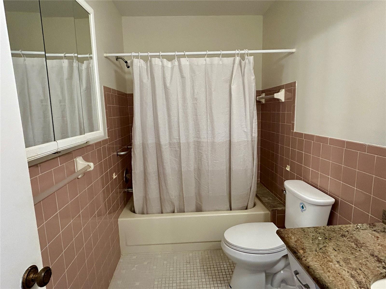 Image 30 of 52 For 2263 Americus Boulevard E 25