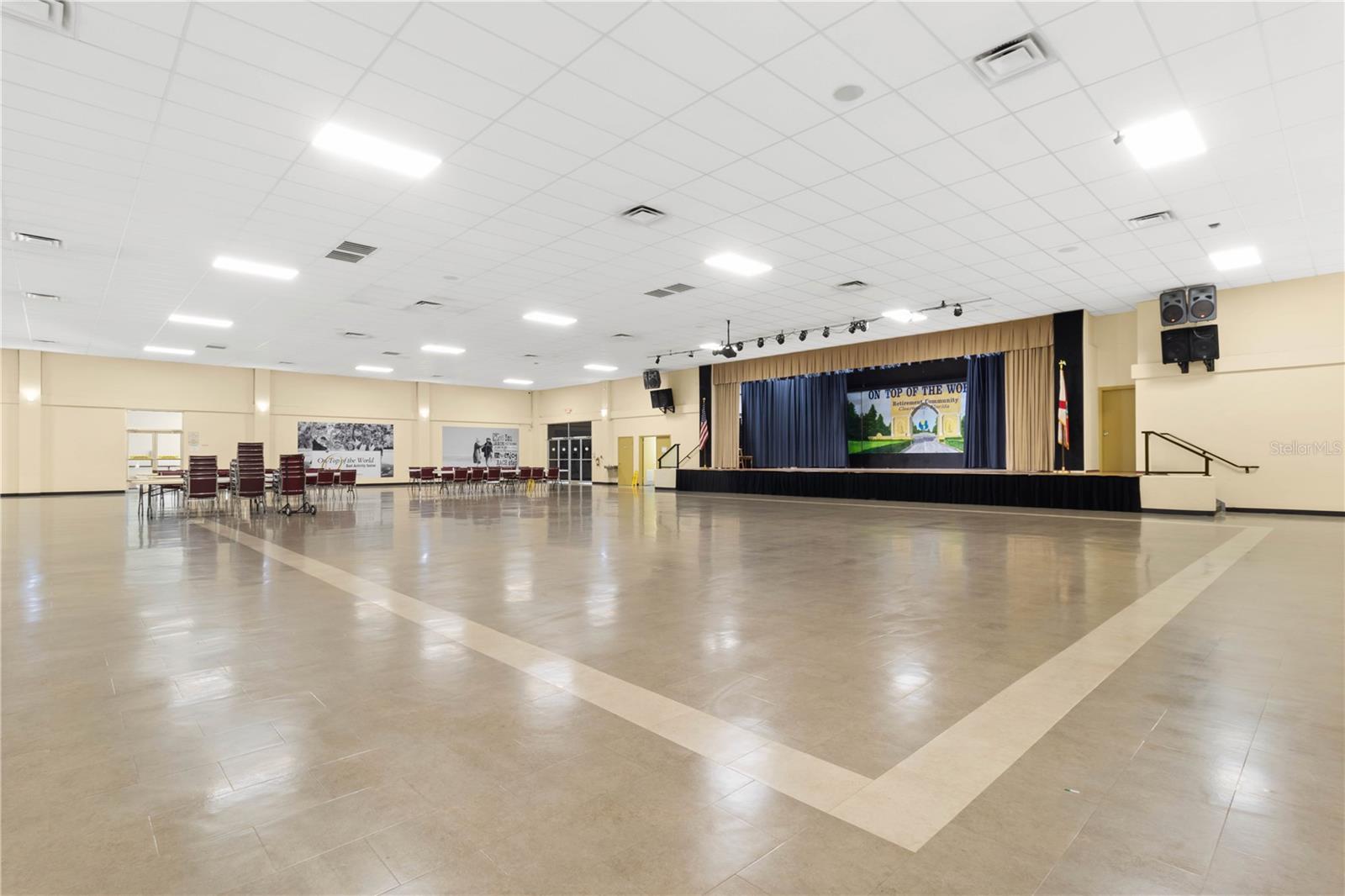 Image 49 of 52 For 2263 Americus Boulevard E 25