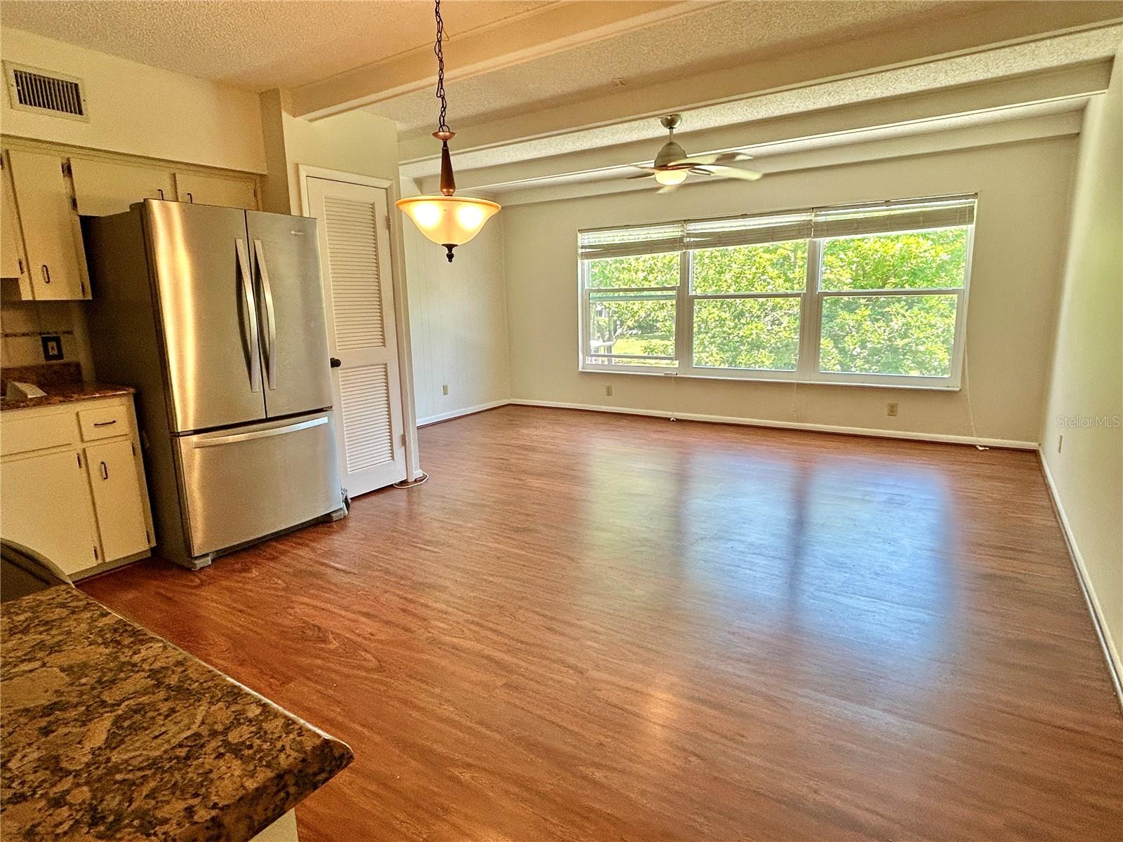 Image 8 of 52 For 2263 Americus Boulevard E 25