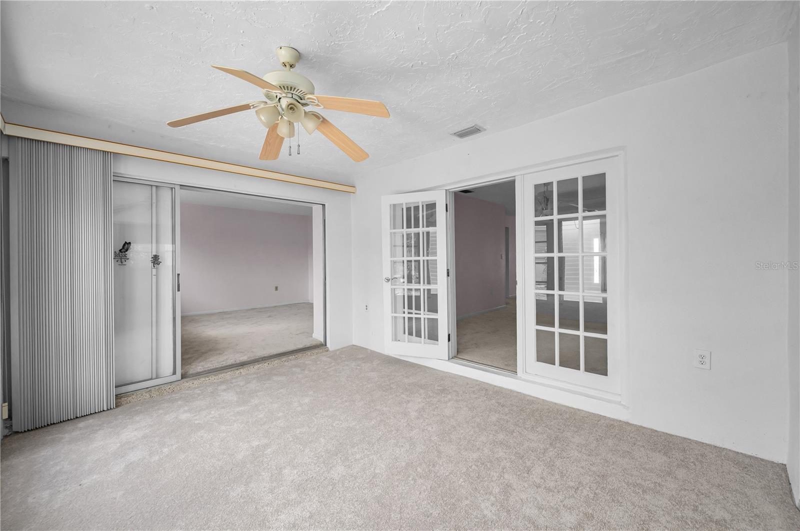 Image 27 of 64 For 5480 Orange Blossom Road N