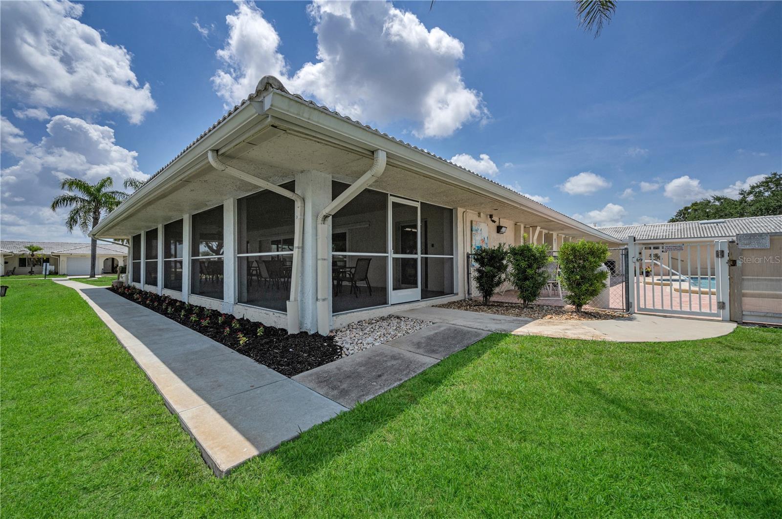 Image 46 of 64 For 5480 Orange Blossom Road N