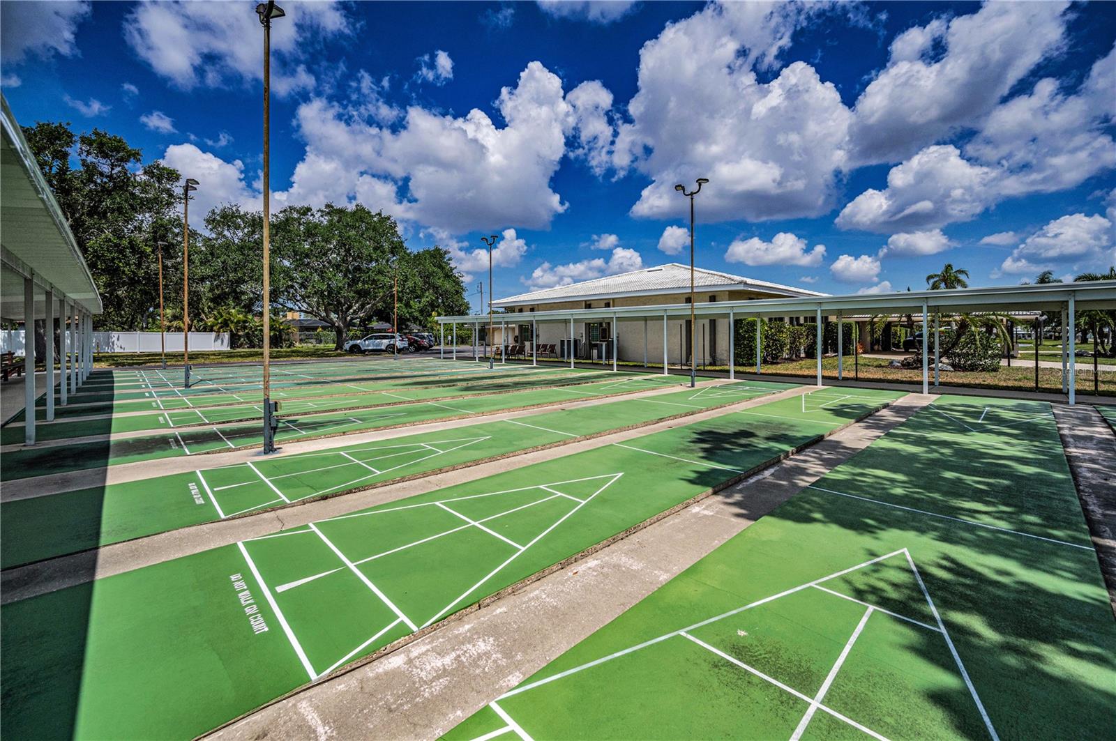 Image 57 of 64 For 5480 Orange Blossom Road N