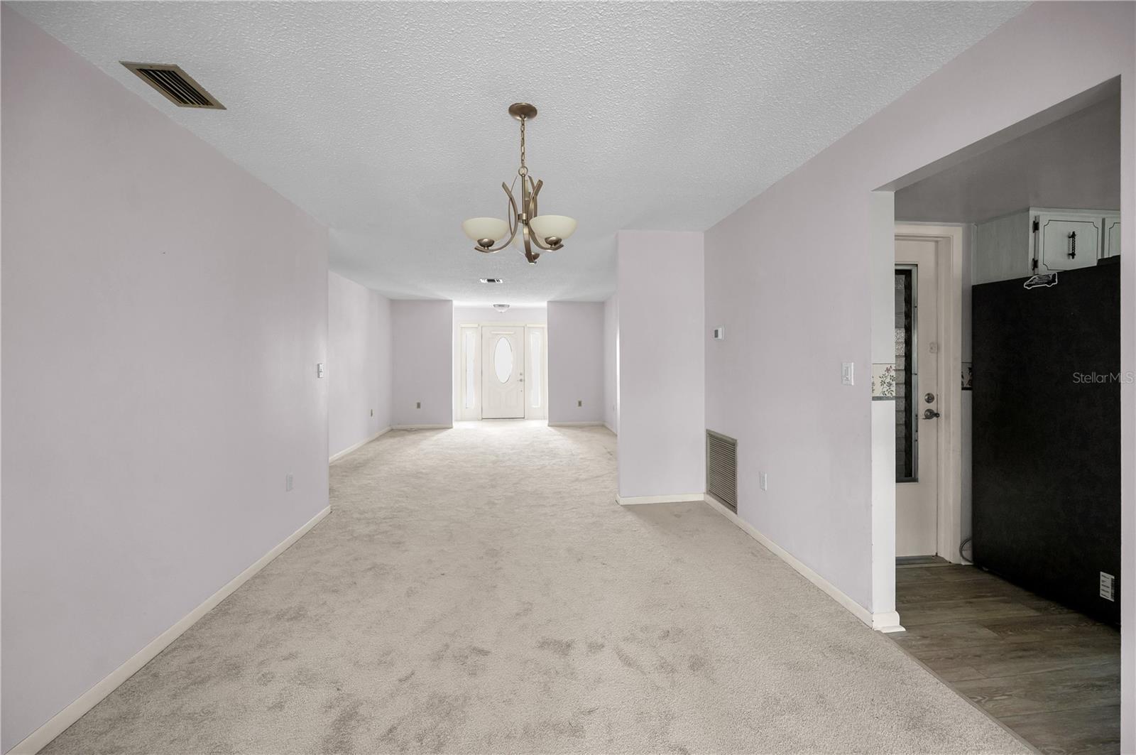 Image 9 of 64 For 5480 Orange Blossom Road N