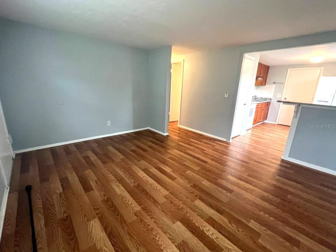 Image 3 of 14 For 9406 Eastfield Road