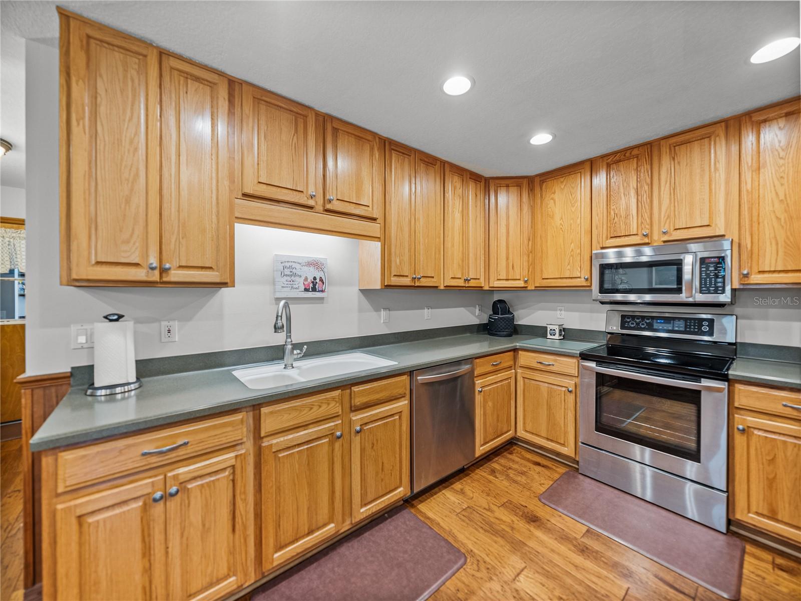 Image 25 of 81 For 16326 Kalli Way