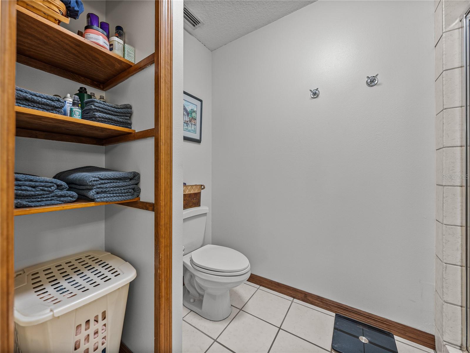 Image 34 of 81 For 16326 Kalli Way