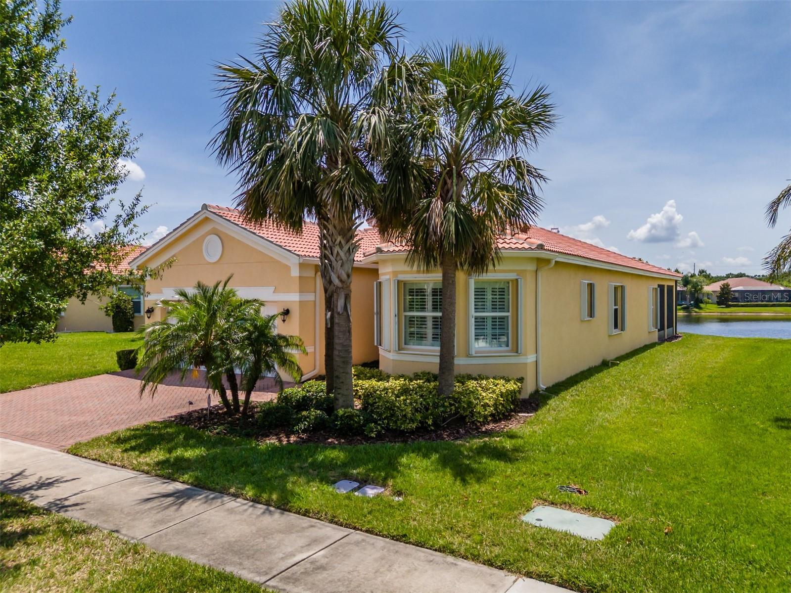 Image 2 of 92 For 4821 Grand Banks Drive