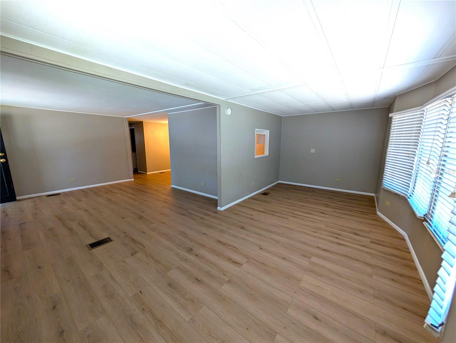 Image 13 of 37 For 12596 143rd Street