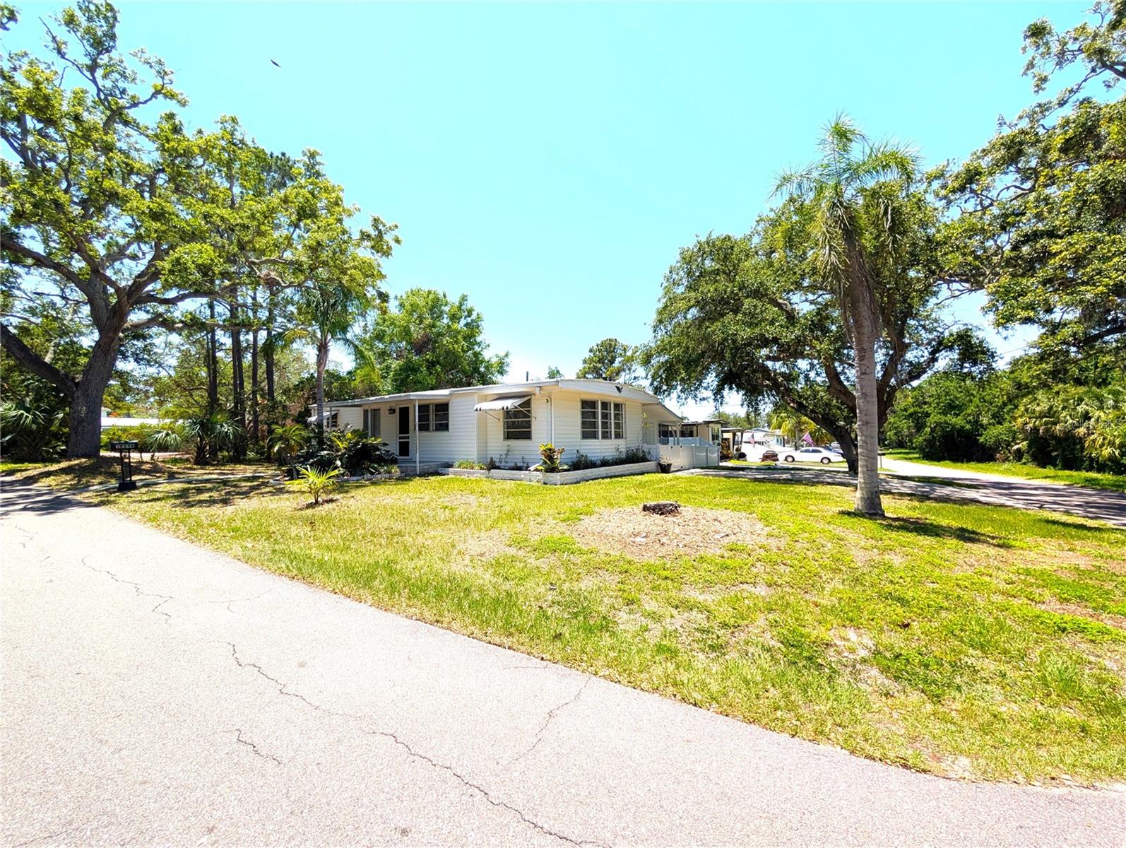 Image 36 of 37 For 12596 143rd Street