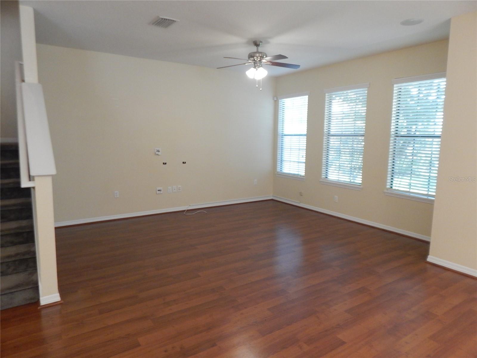 Image 5 of 34 For 16618 Kingletside Court