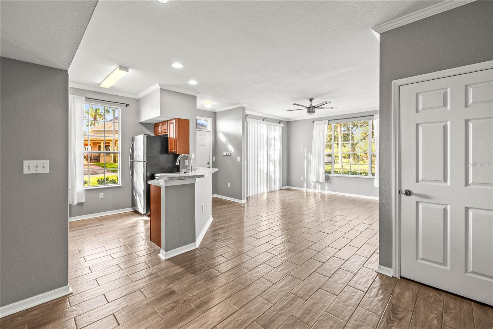 Image 15 of 30 For 9416 Lake Chase Island Way 9416
