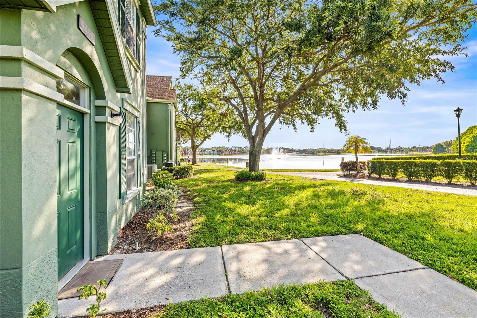 Image 6 of 30 For 9416 Lake Chase Island Way 9416