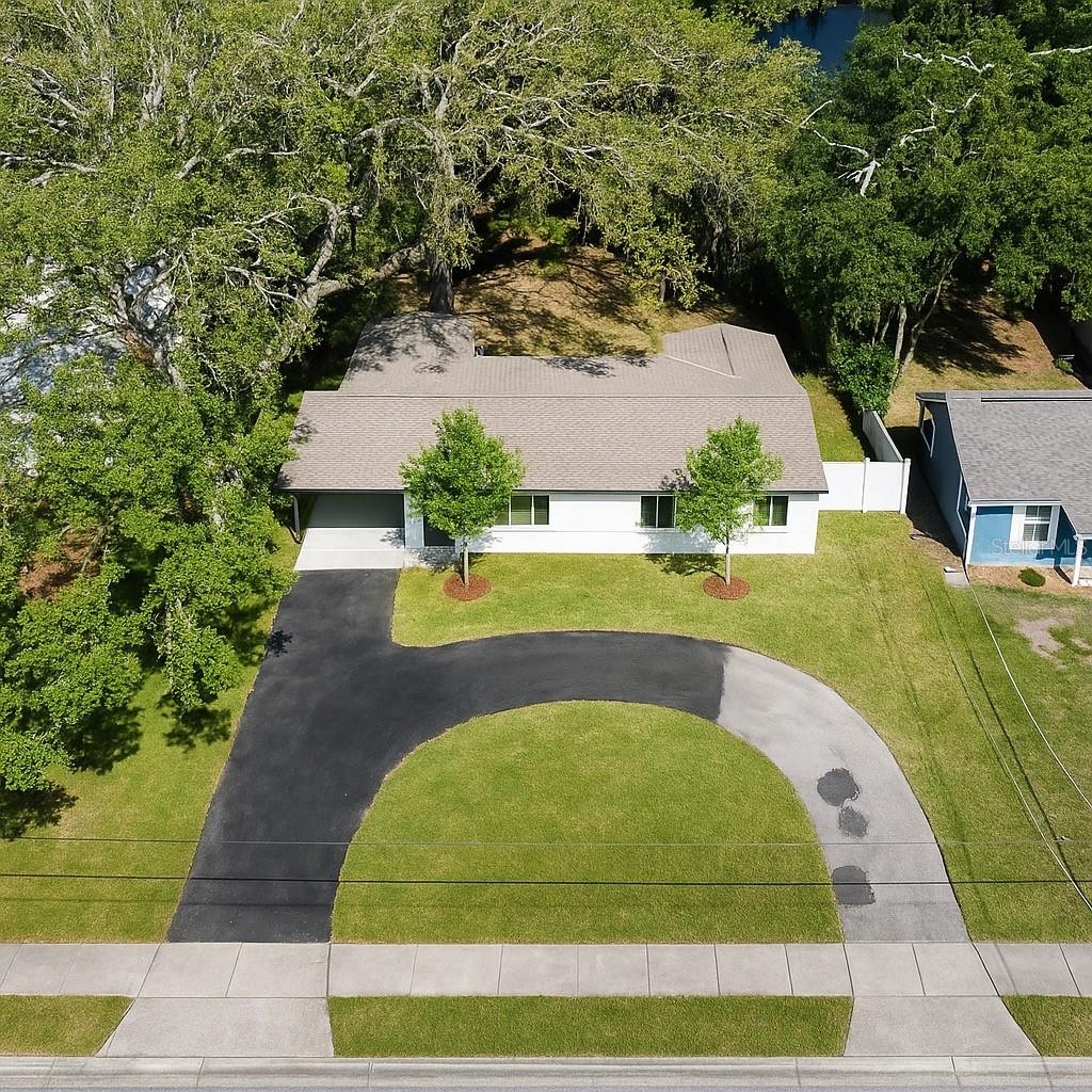 Image 2 of 19 For 10406 Boulevard