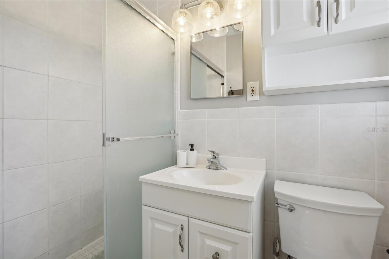 Image 21 of 35 For 6149 37th Avenue N