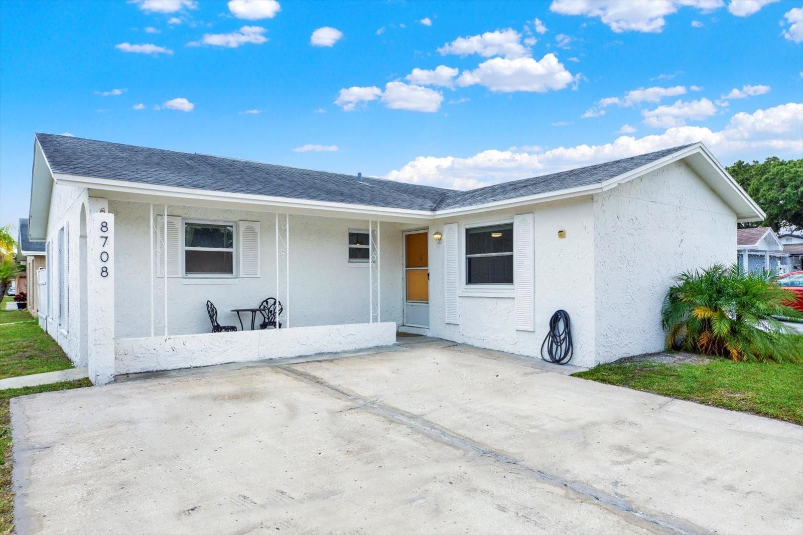 Details for 8708 Albion Court, TAMPA, FL 33634