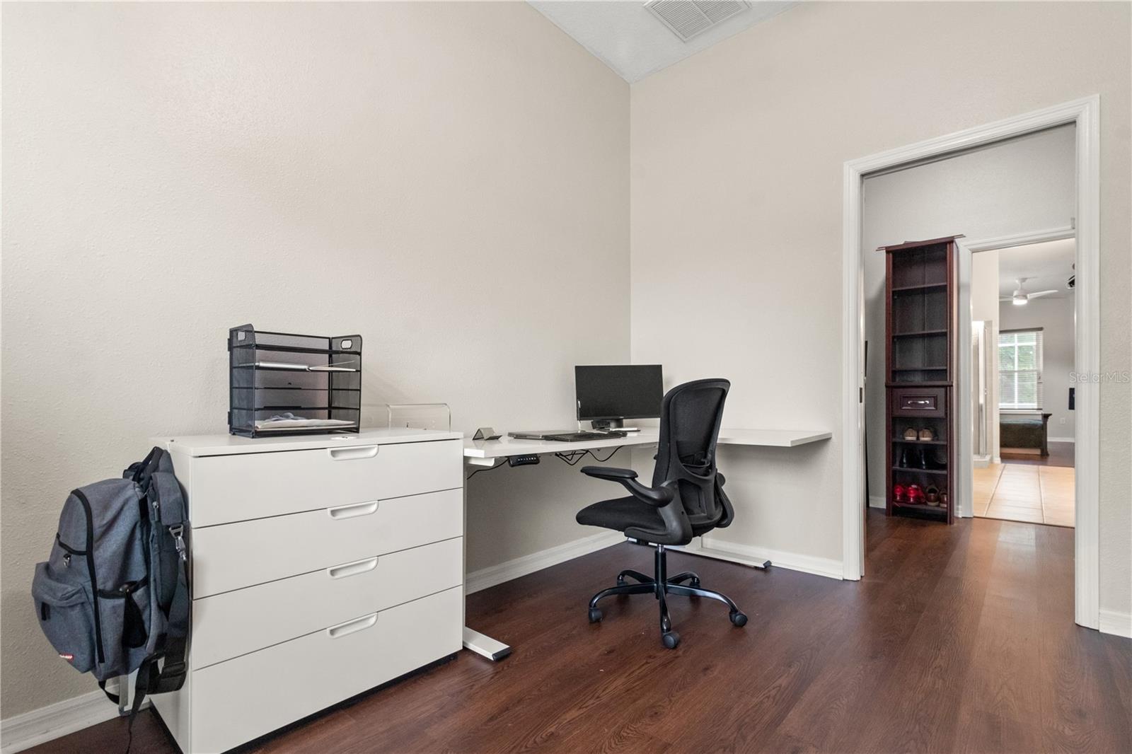 Listing photo id 12 for 10109 Shooting Star Court