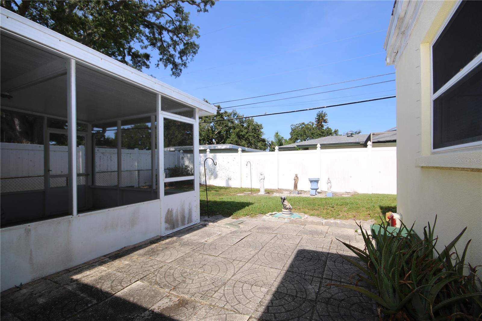Image 23 of 27 For 1444 Eastfield Drive