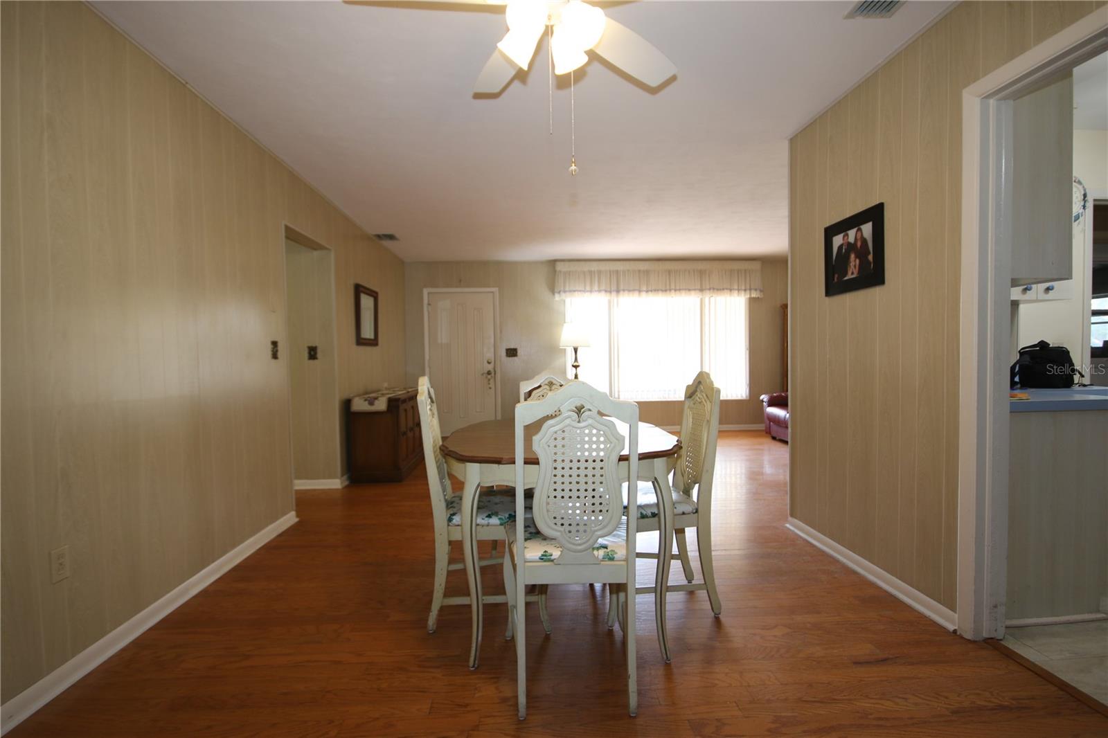 Image 6 of 27 For 1444 Eastfield Drive