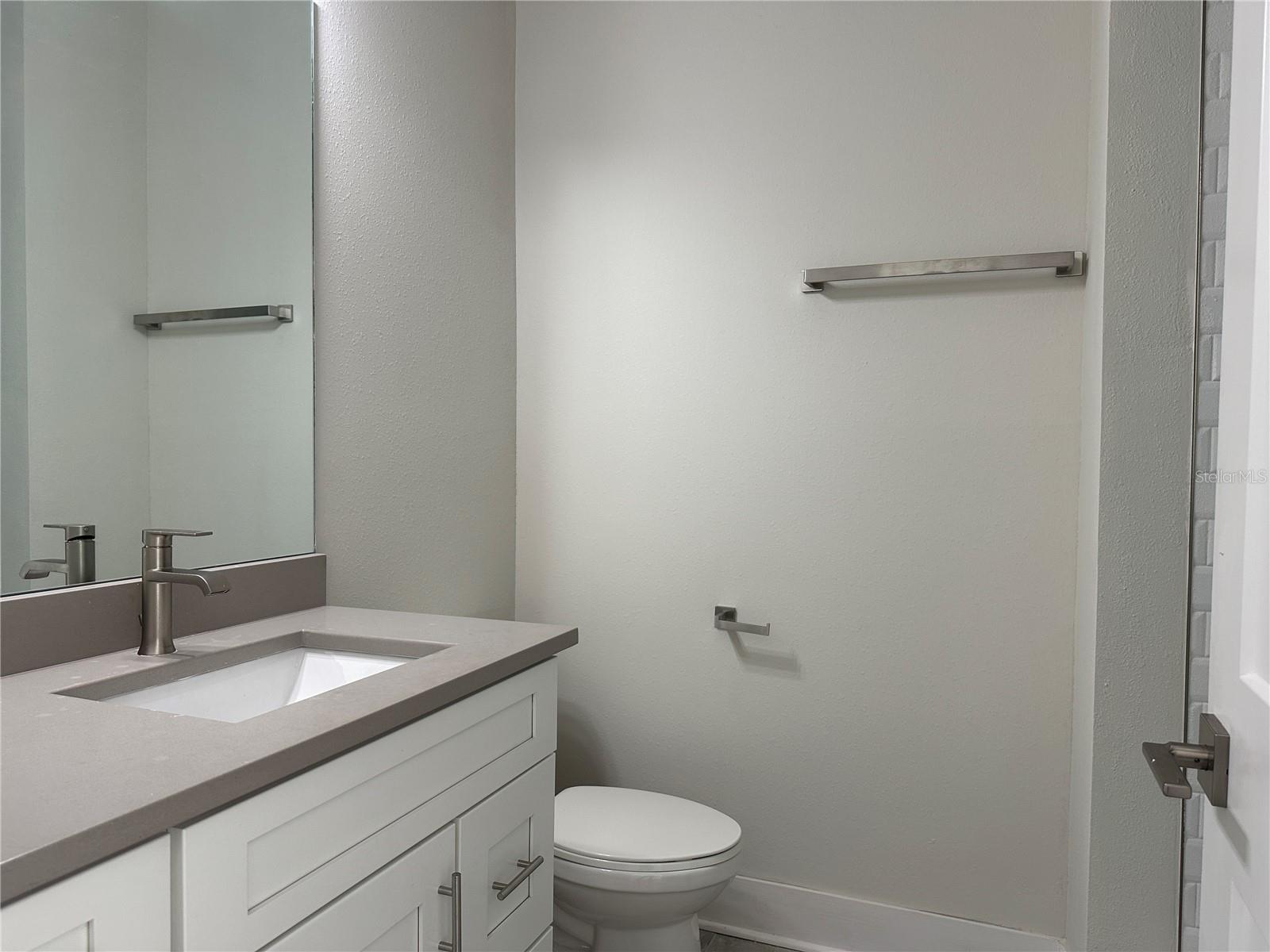 Image 18 of 21 For 837 Calla Terrace N