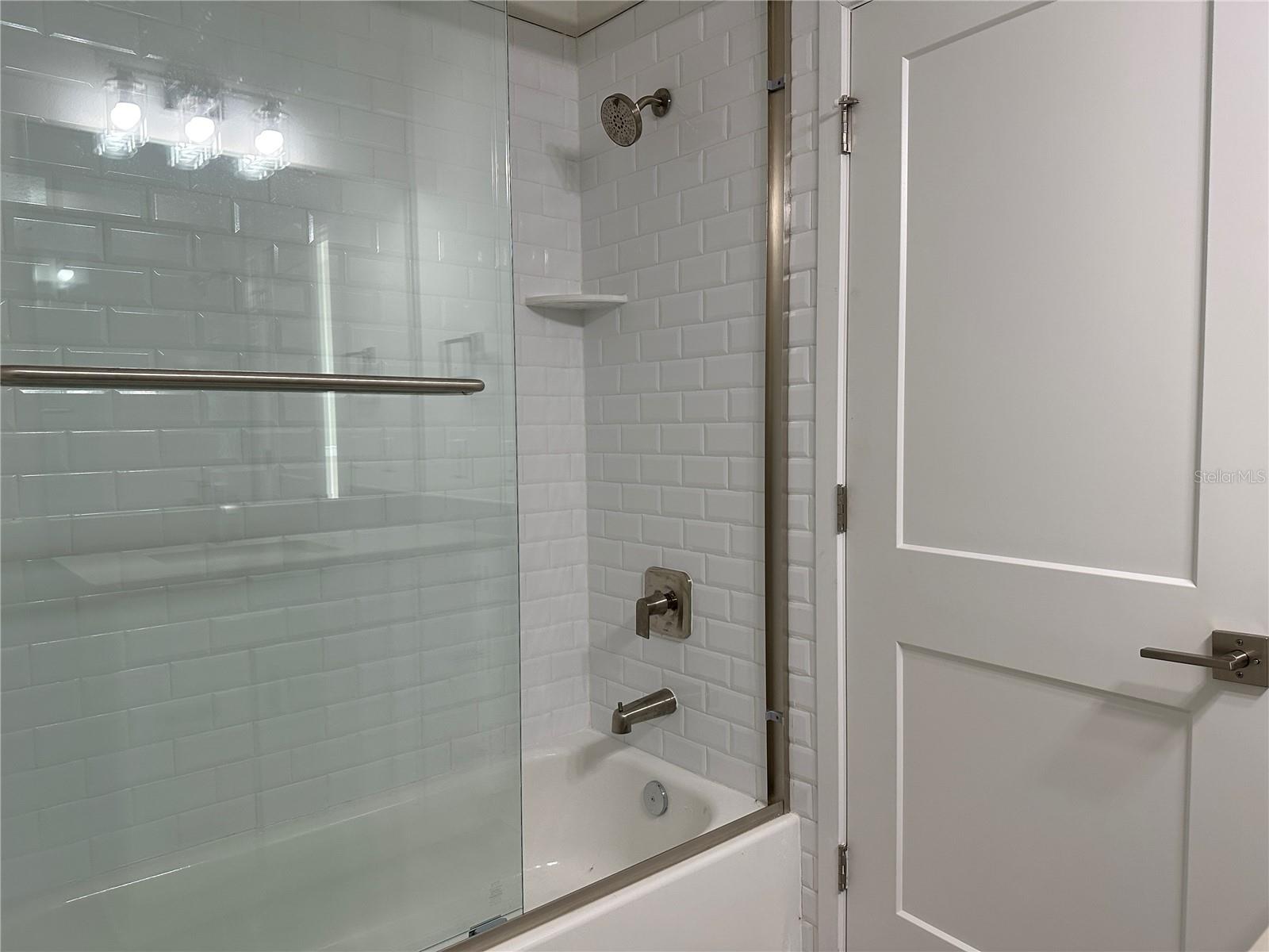 Image 19 of 21 For 837 Calla Terrace N