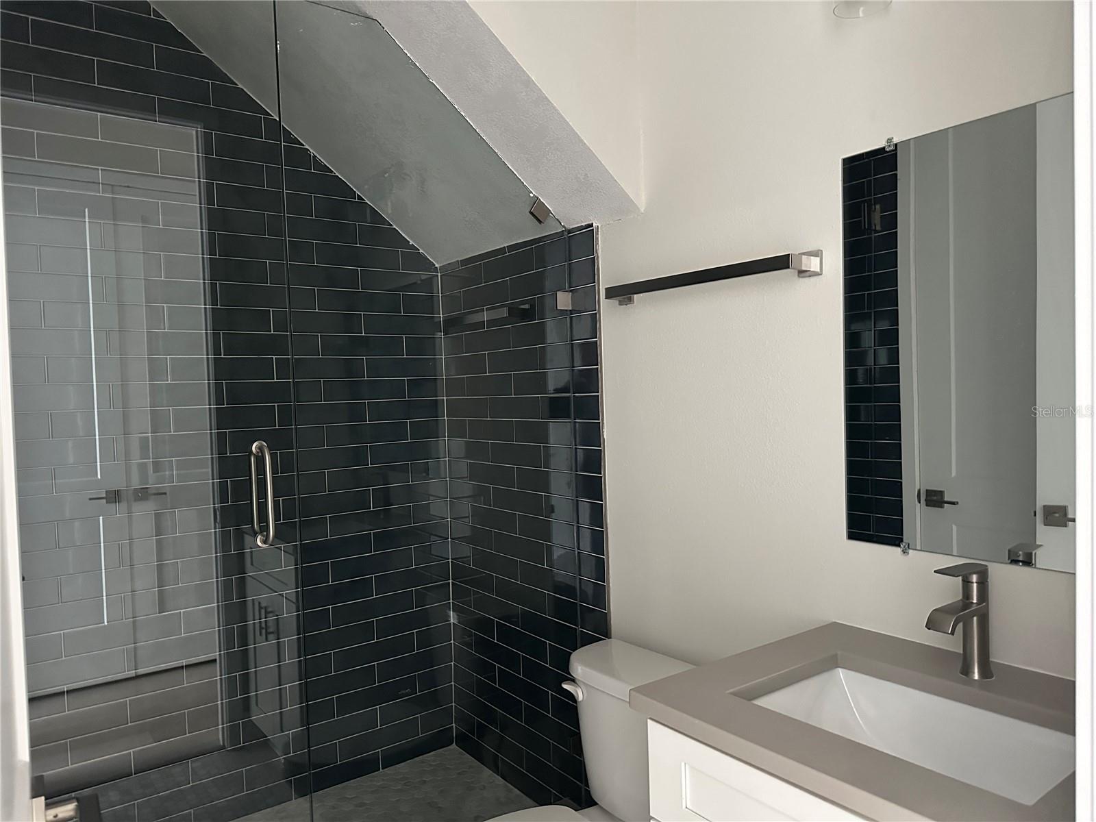 Image 4 of 21 For 837 Calla Terrace N
