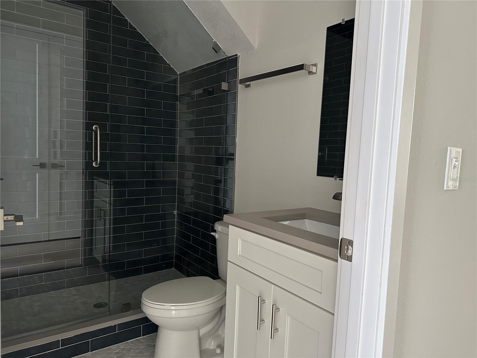 Image 5 of 21 For 837 Calla Terrace N