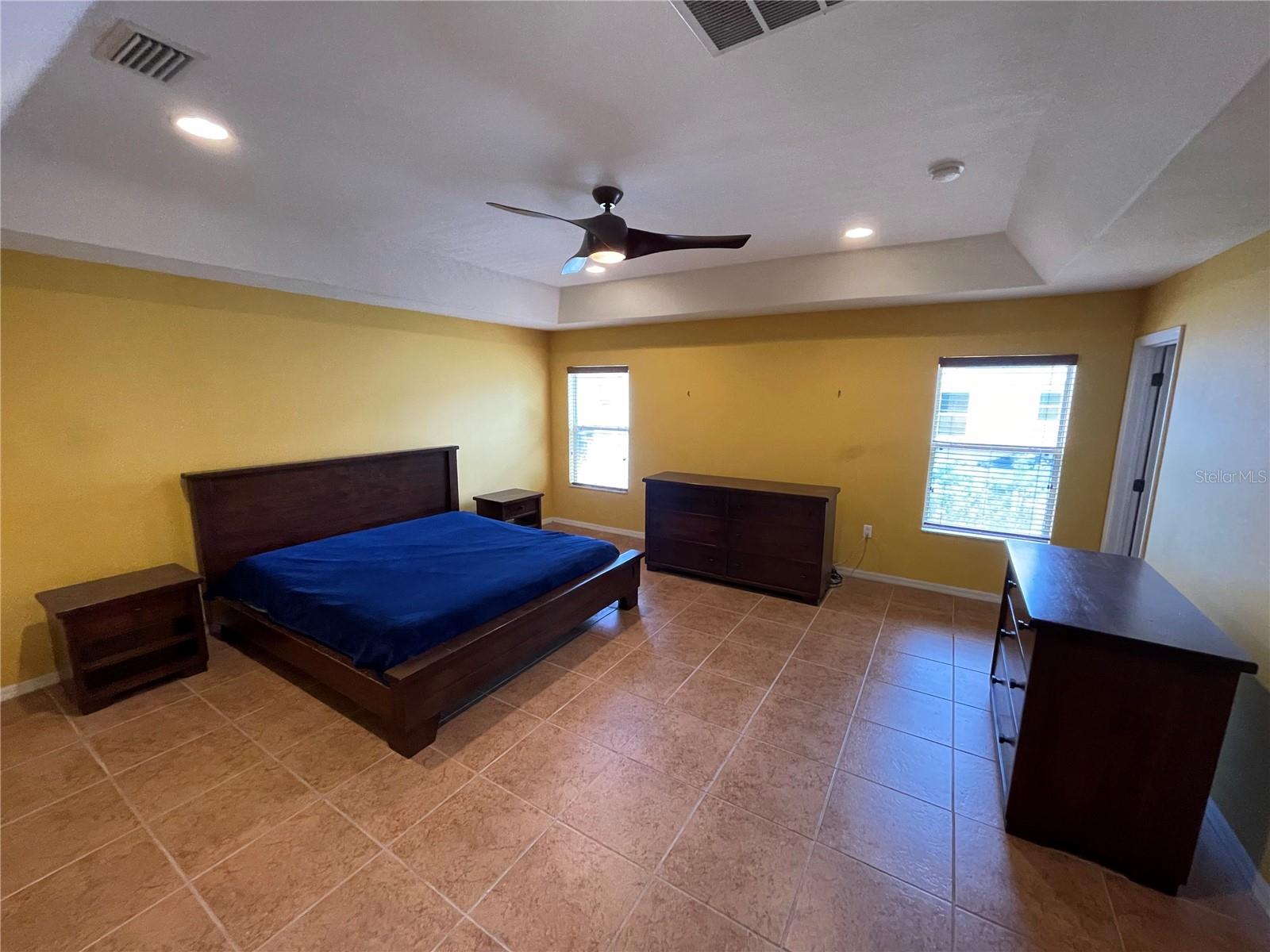 Image 14 of 26 For 9126 Lantern Oak Way