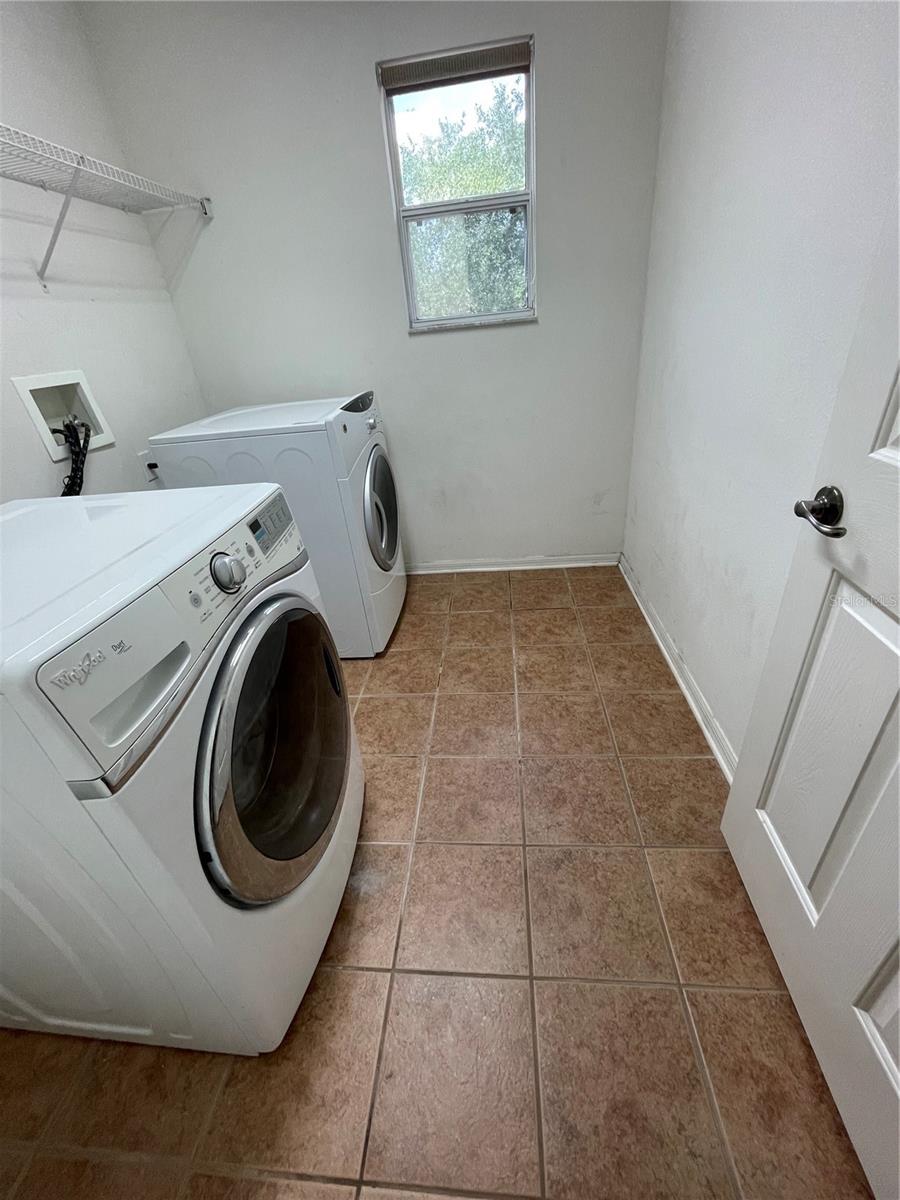 Image 20 of 26 For 9126 Lantern Oak Way