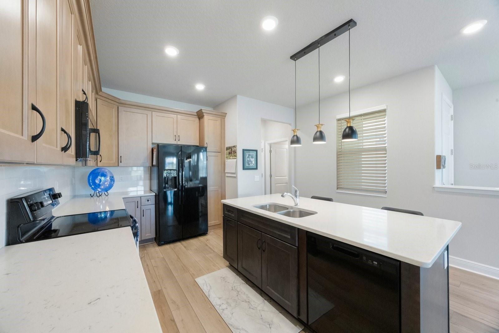 Image 7 of 42 For 1897 Trailside Drive