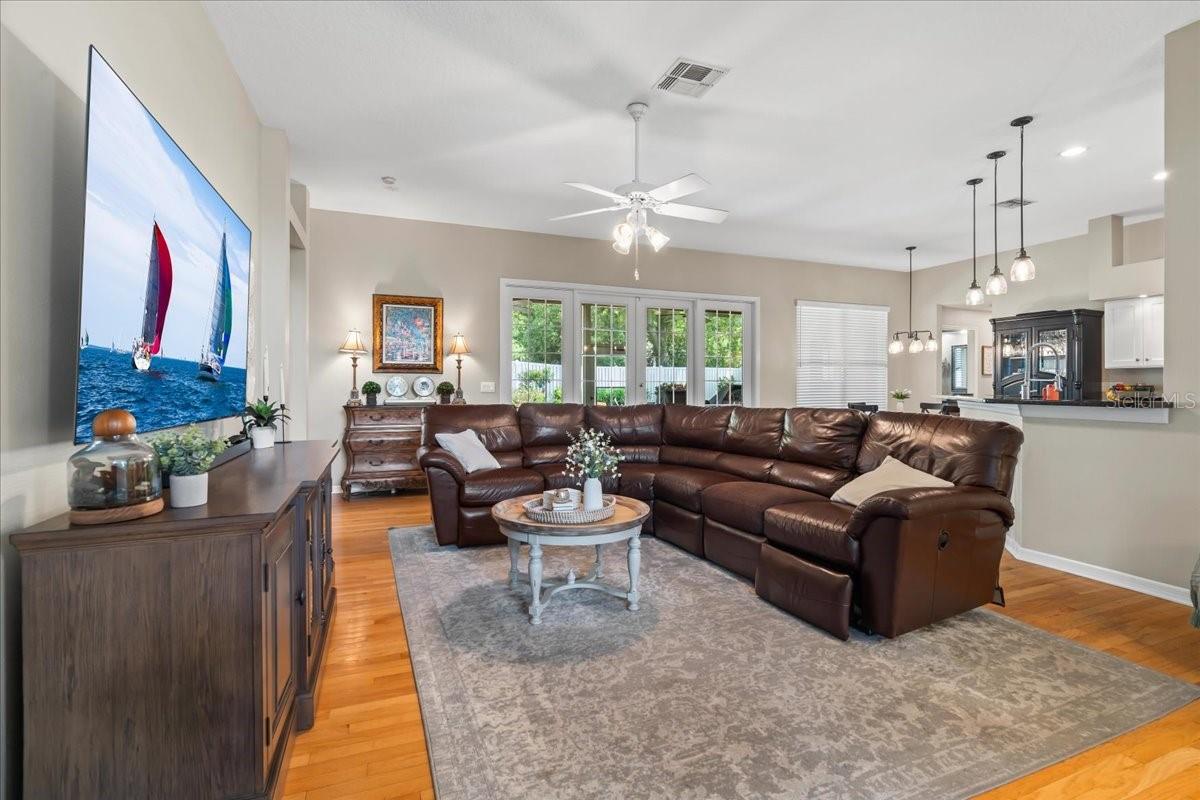 Image 19 of 61 For 3041 Colonial Ridge Drive