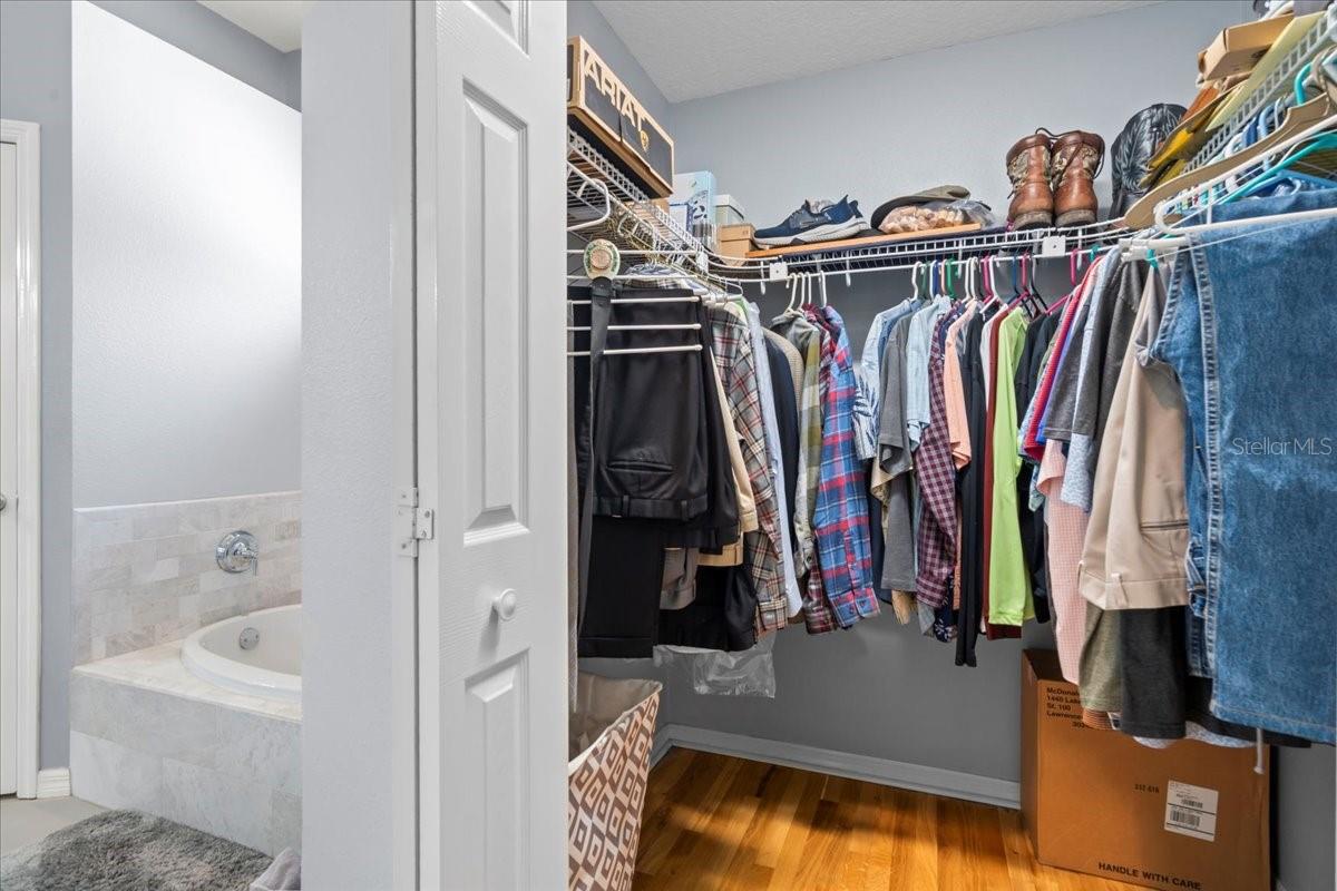 Image 37 of 61 For 3041 Colonial Ridge Drive