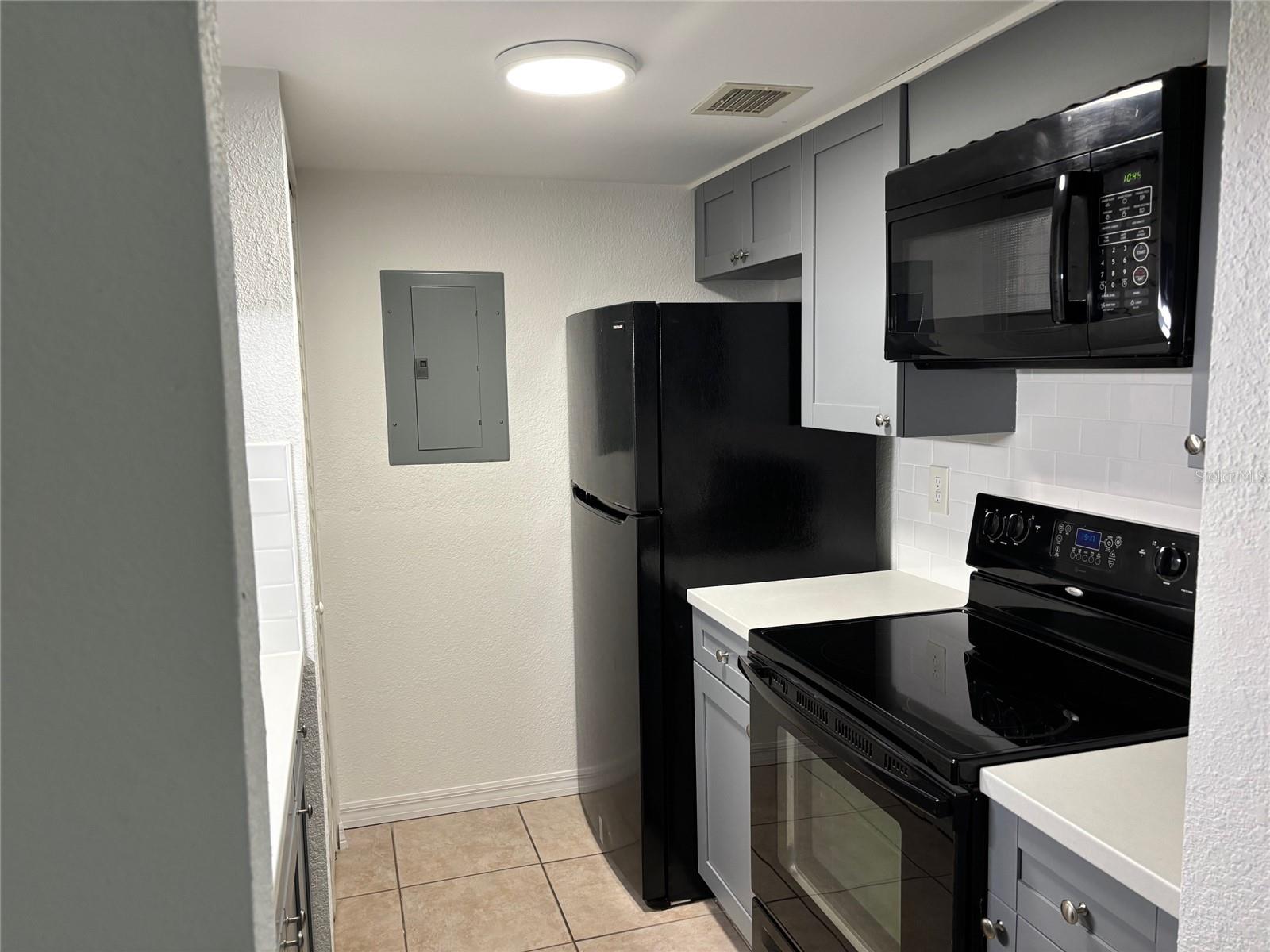 Image 33 of 35 For 1084 82nd Terrace N 1084b