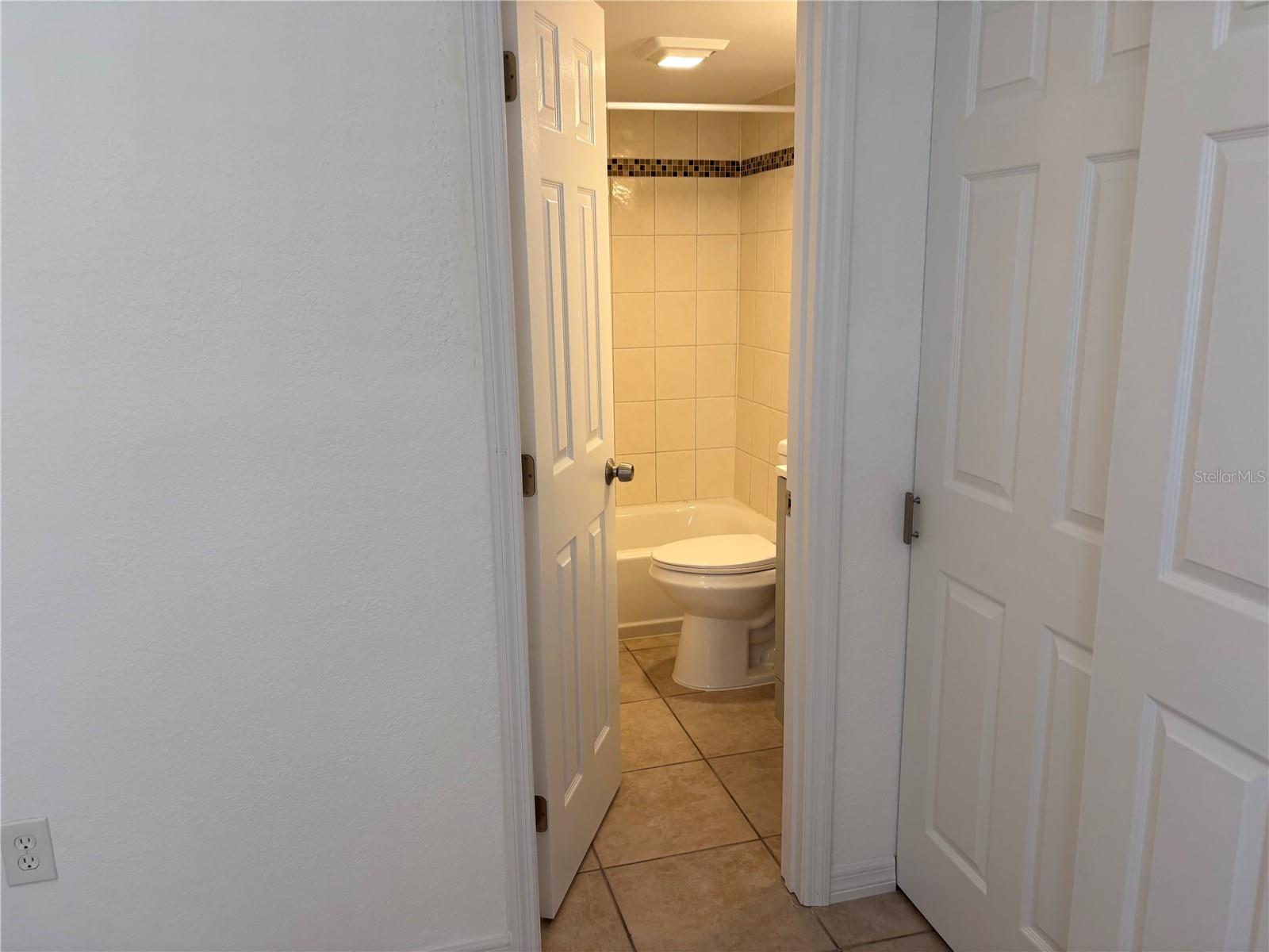 Image 4 of 12 For 1084 82nd Terrace N 1084b