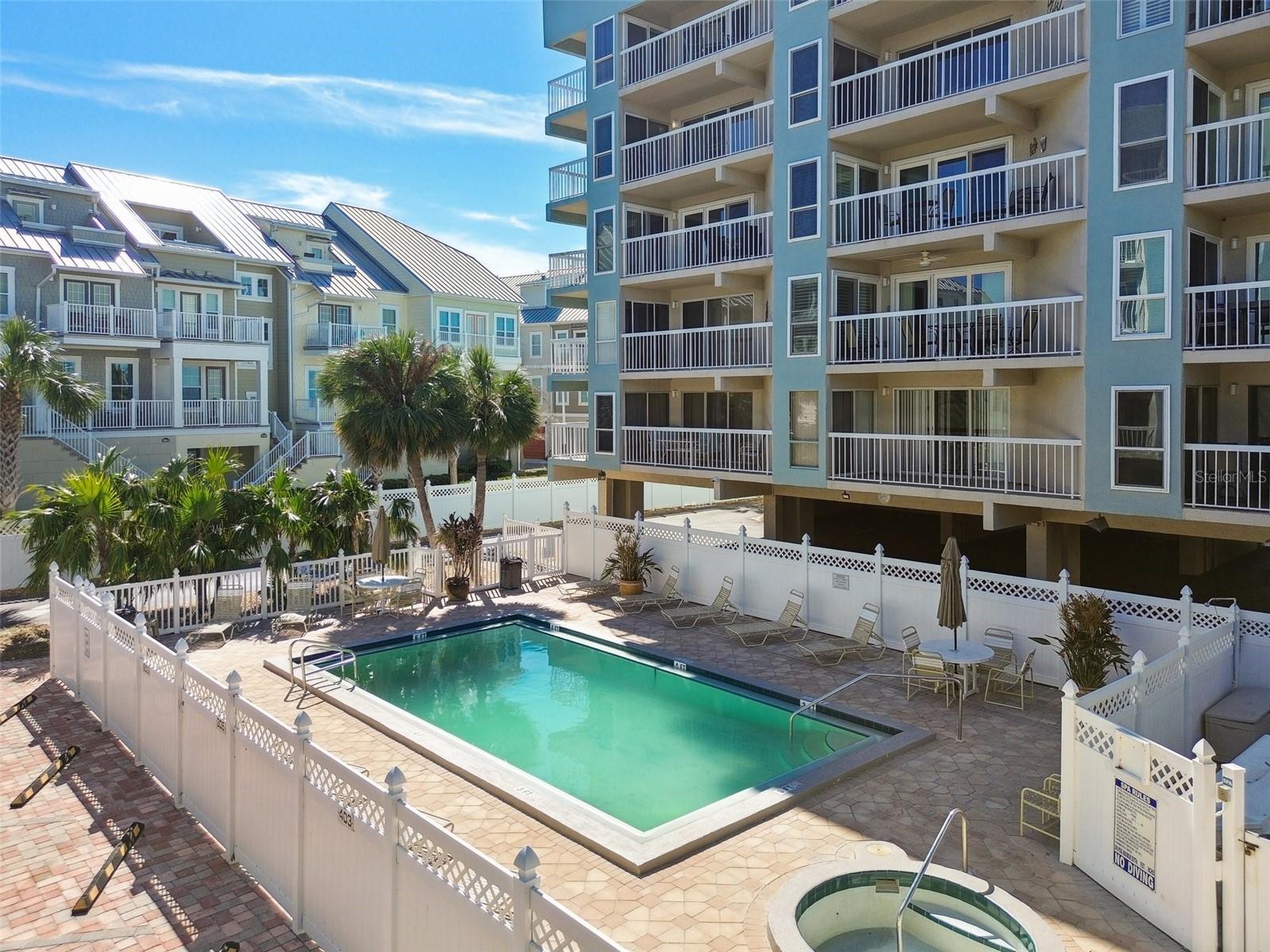 Image 47 of 48 For 19925 Gulf Boulevard 105