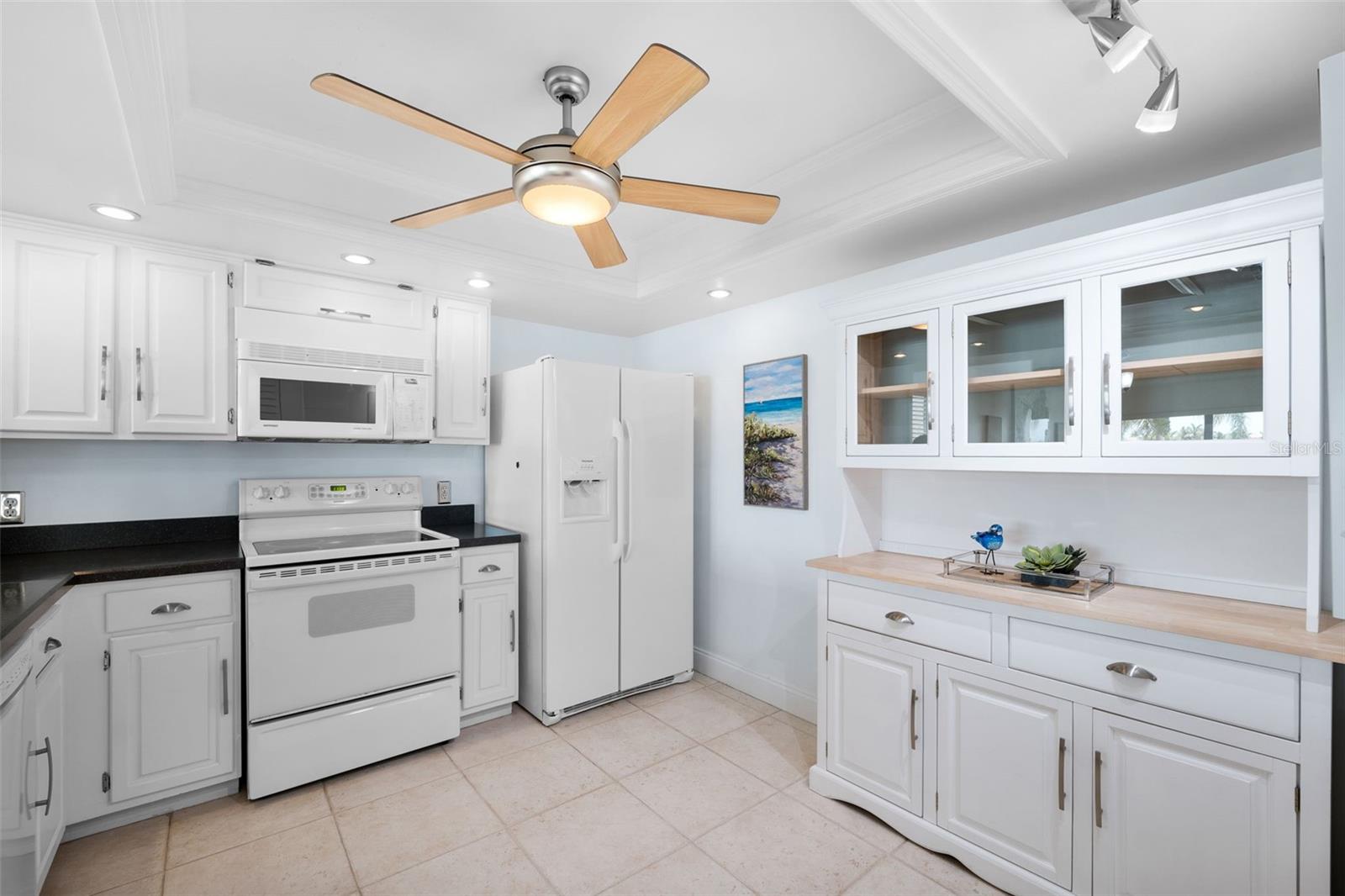 Image 17 of 62 For 138 1st Street E 106