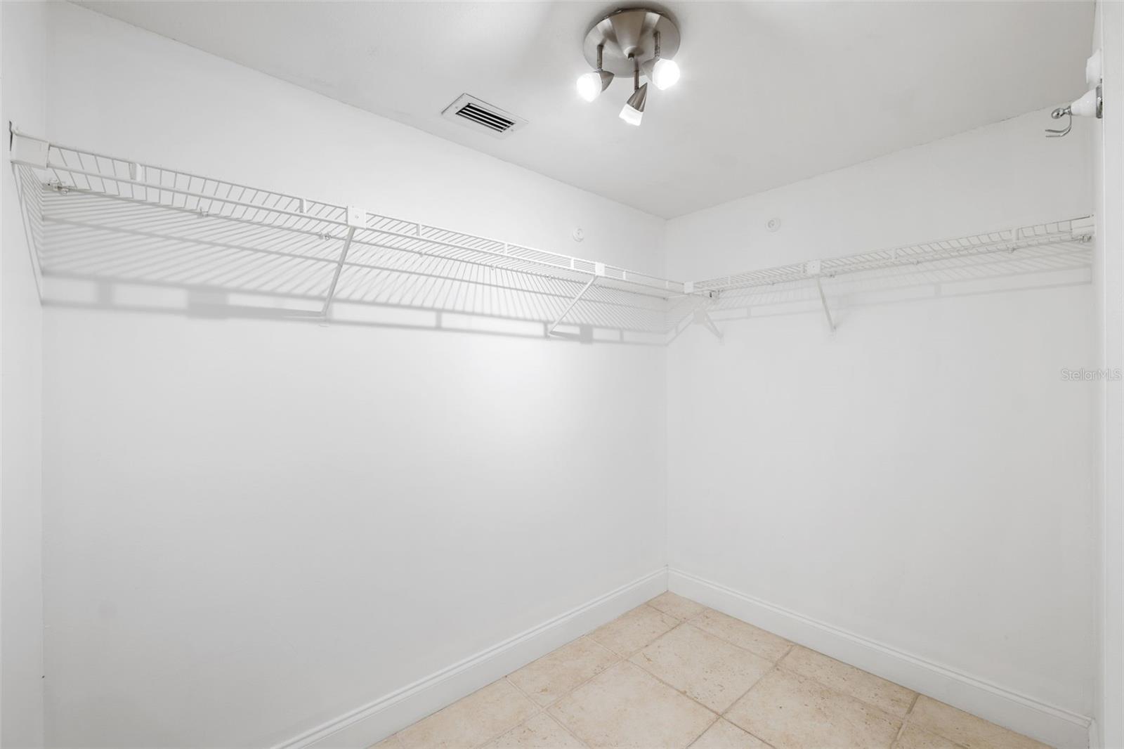Image 28 of 62 For 138 1st Street E 106