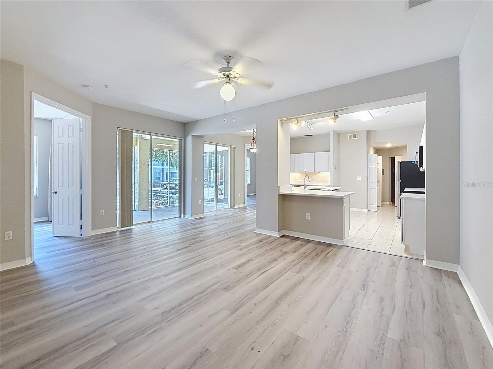 Image 5 of 35 For 5048 Sunridge Palms Drive 103