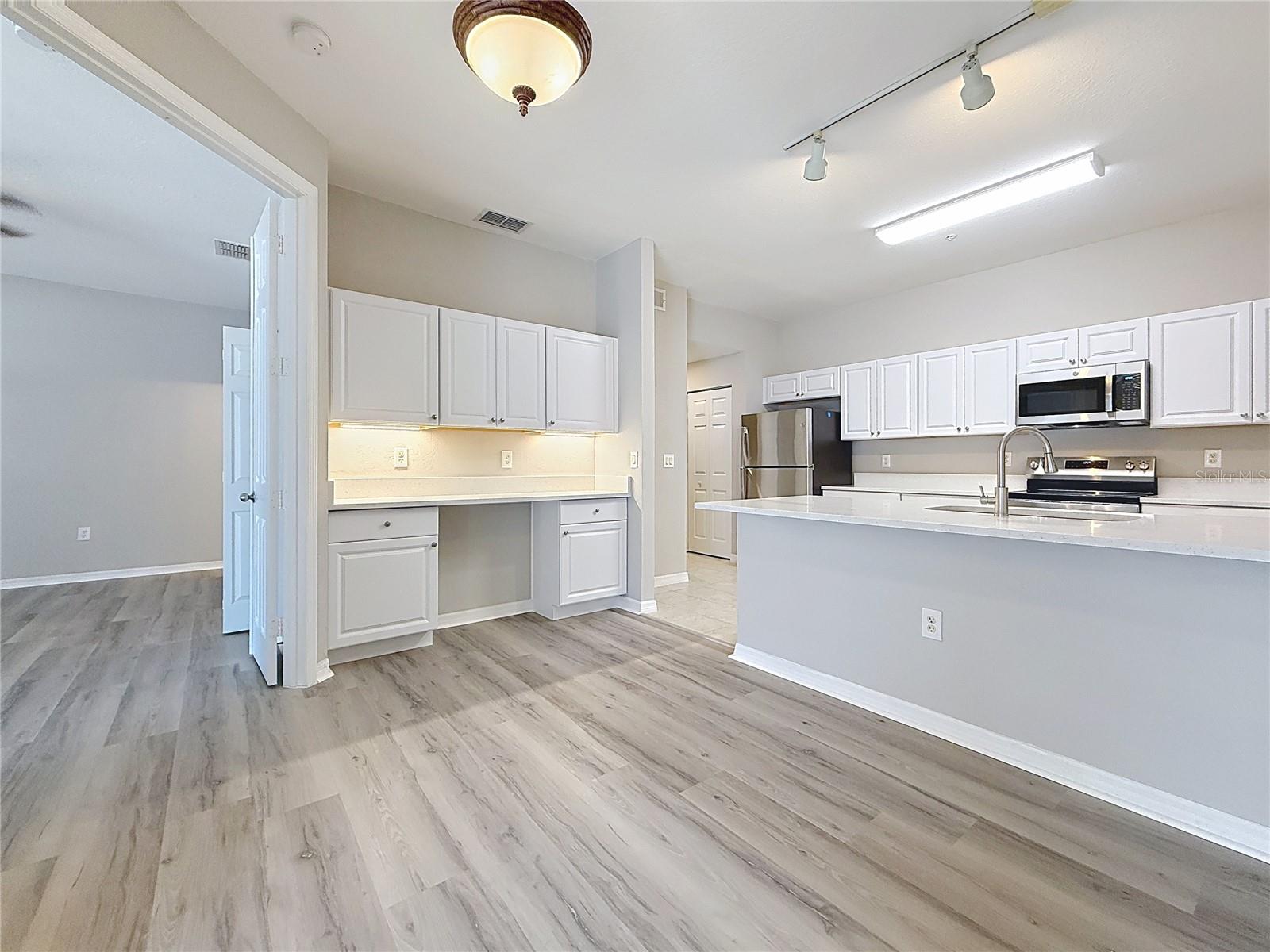 Image 7 of 35 For 5048 Sunridge Palms Drive 103