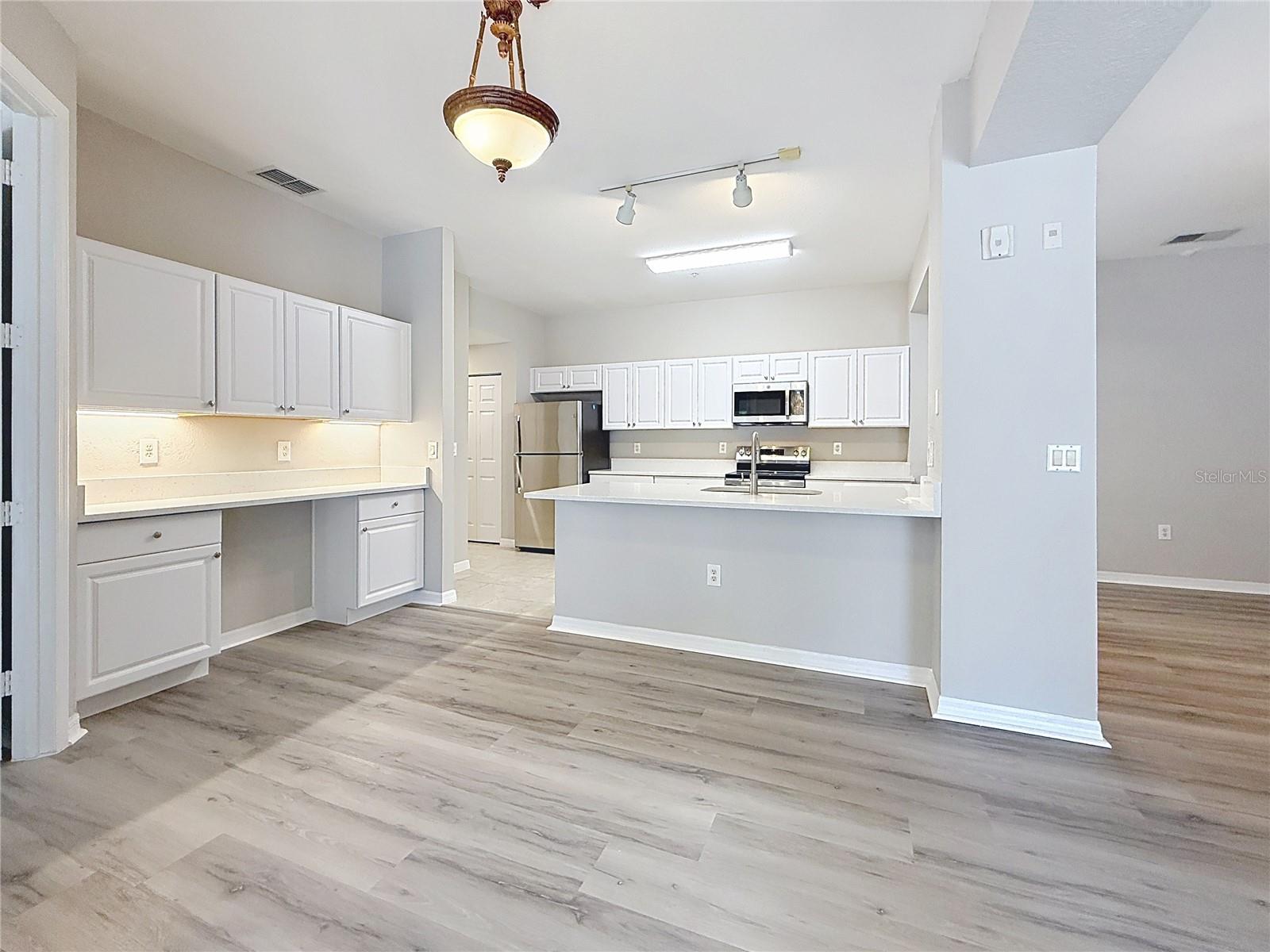 Image 8 of 35 For 5048 Sunridge Palms Drive 103