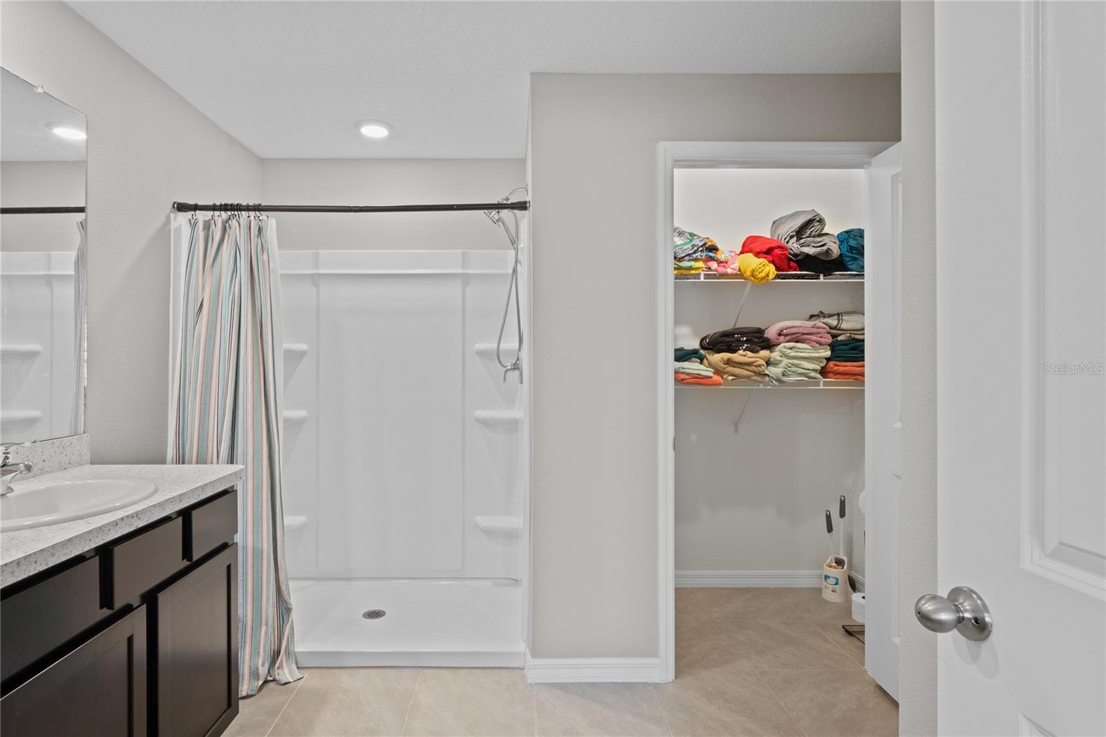 Image 20 of 52 For 8508 Bay Drive