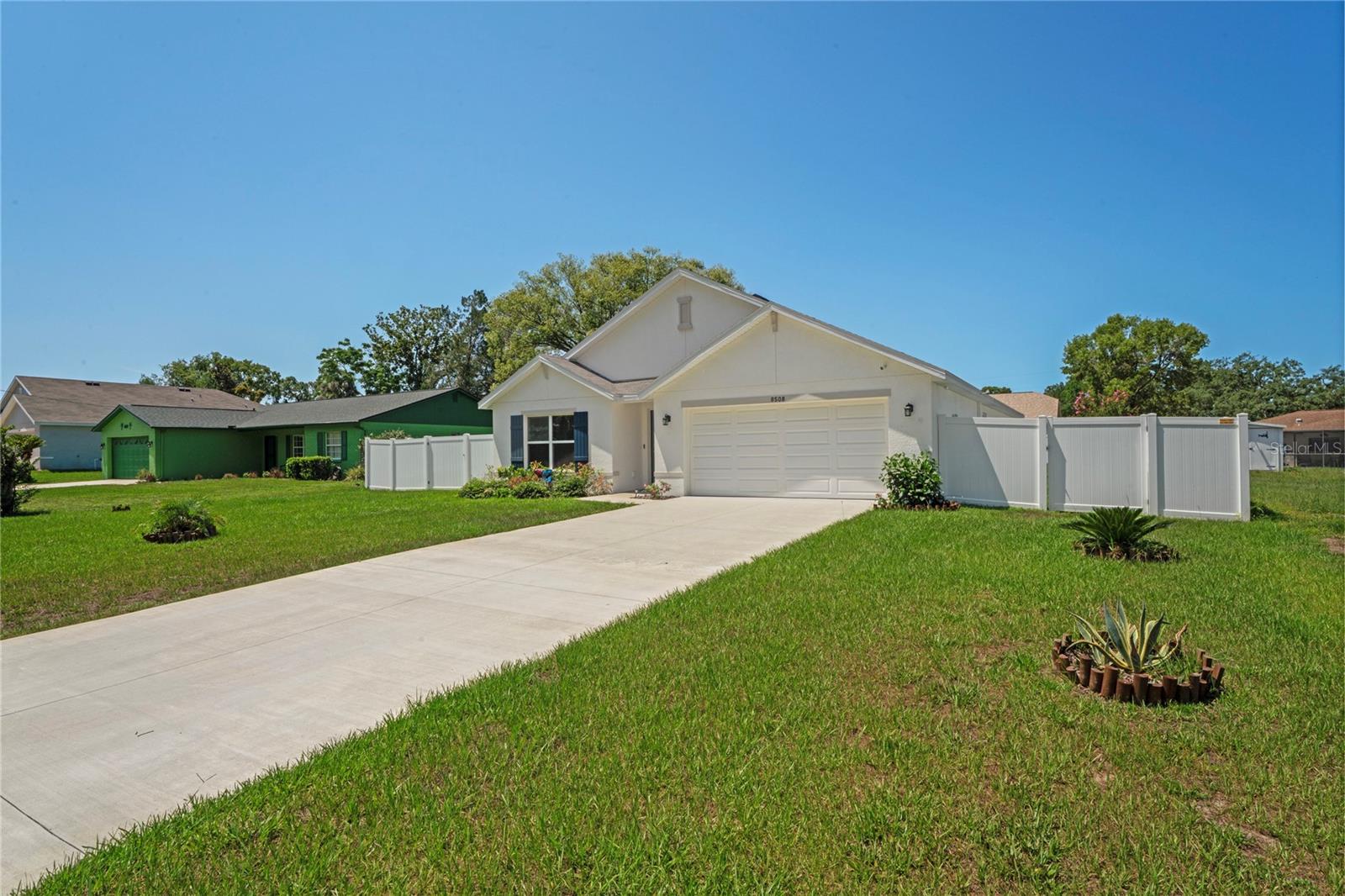 Image 42 of 52 For 8508 Bay Drive
