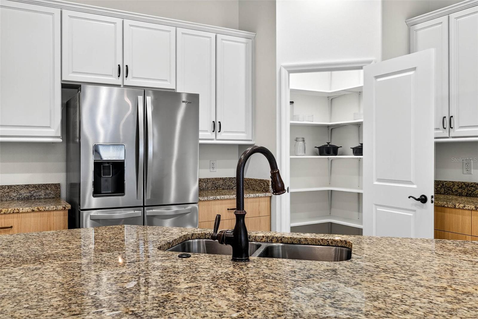Listing photo id 11 for 33487 Azalea Ridge Drive